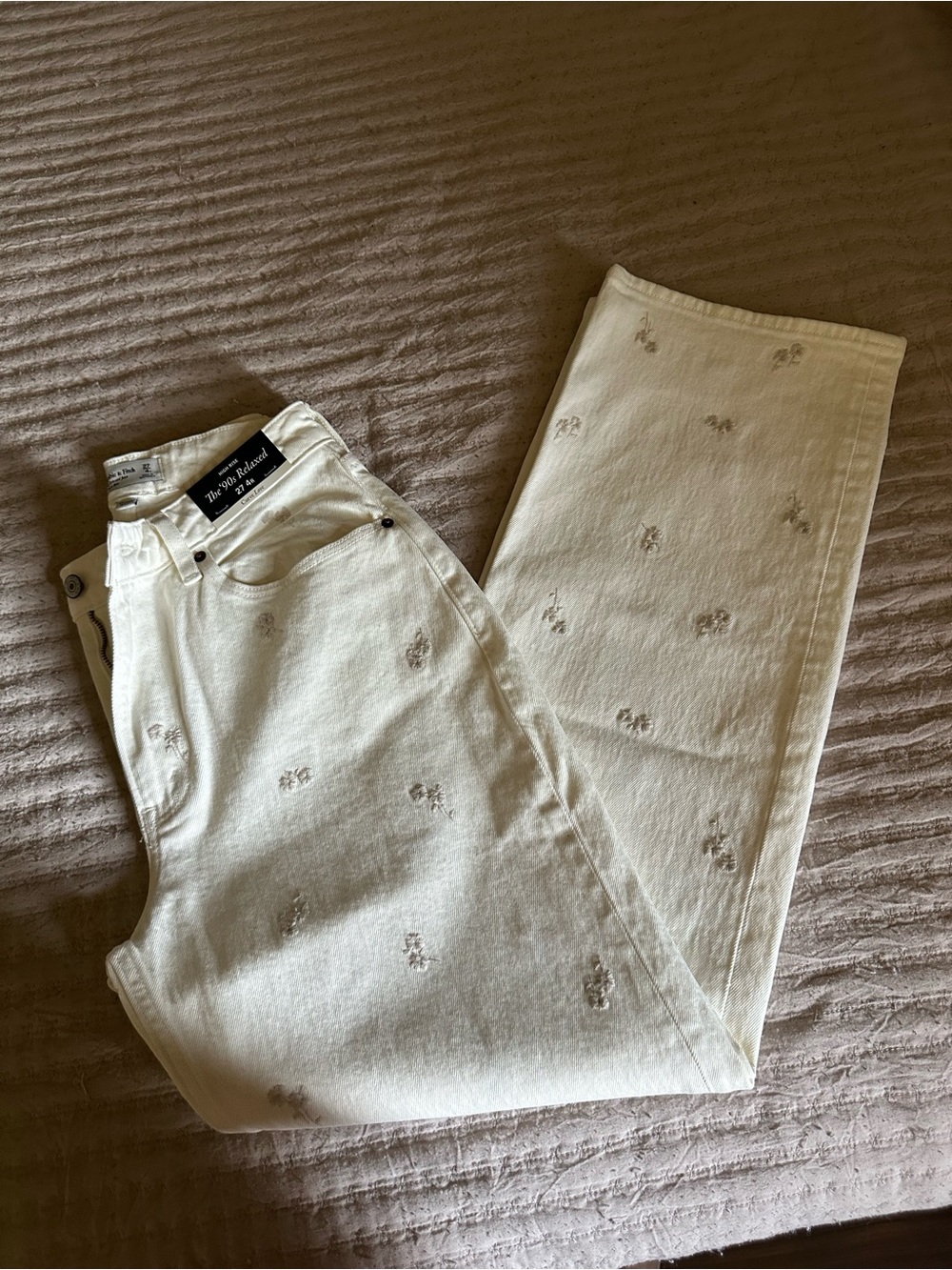 Abercrombie & Fitch Cream Embroidered Straight-Leg Jeans curve love line